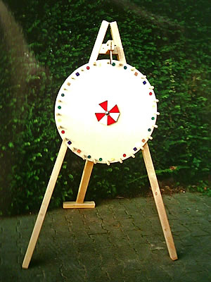 Unser erstes Glücksrad aus Naturholz